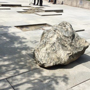 Huyghe roof garden installation, schist boulder